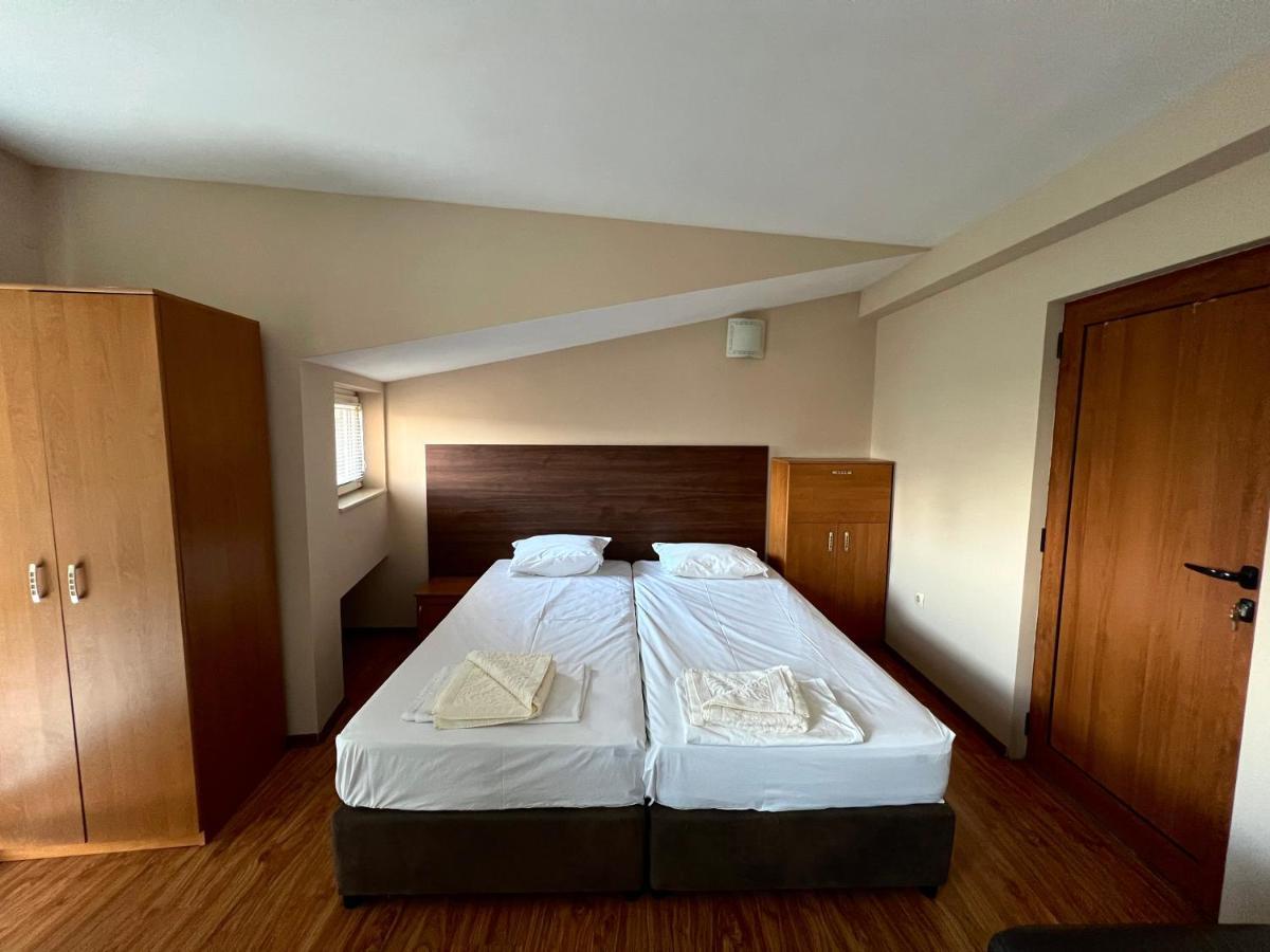 Hotel Maria Vratsa Ngoại thất bức ảnh