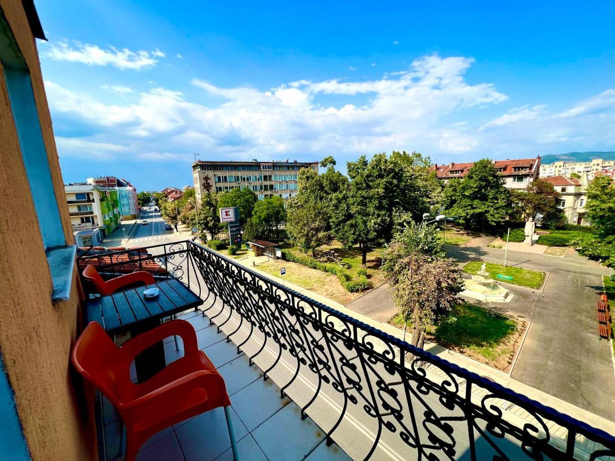 Hotel Maria Vratsa Ngoại thất bức ảnh