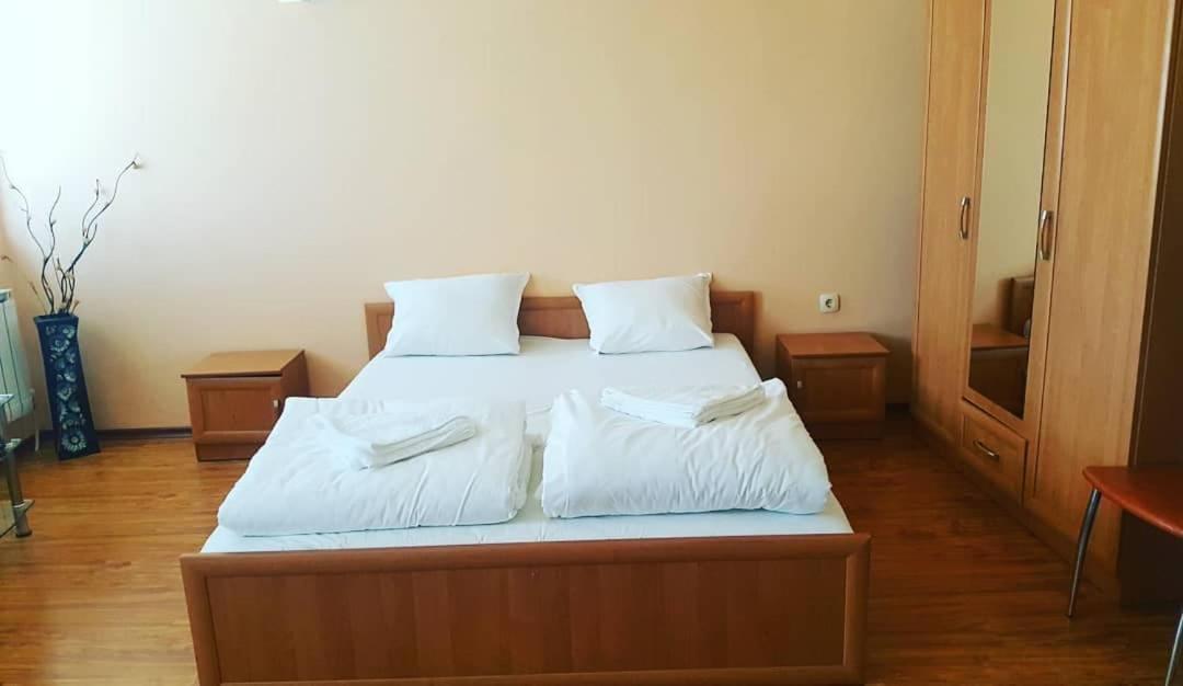 Hotel Maria Vratsa Ngoại thất bức ảnh